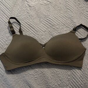 Wireless push up black Bra